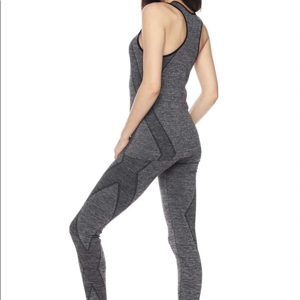 2 Piece Racerback Tank & Legging Set - Picture 6 of 9